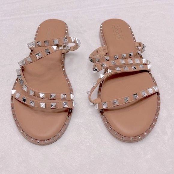 Cloudair slip on sandals size 10 NWOT memory foam! Tan/beige studs🎊Host pick 🔥 - Picture 1 of 5